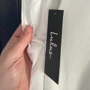 Beautiful dress size 8, but runs small.